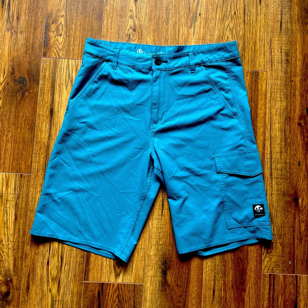 Vans shorts Men’s 32 waist. Blue. Vanphibian.